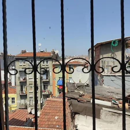 Apartment Stone Taksim *